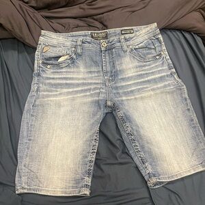 Salvage shorts 38
